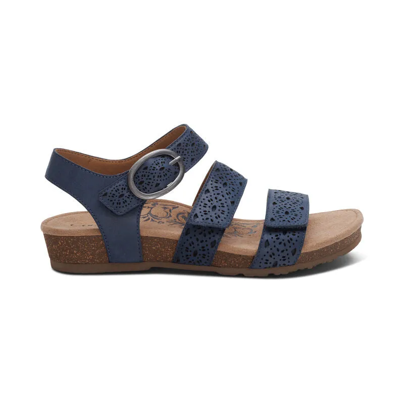 AETREX LILLY NAVY CUTOUT