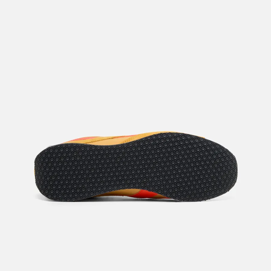 R400 Grit Gold/Pump Orange/Chalk
