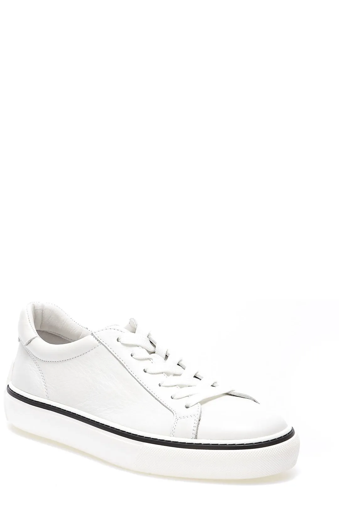 Tod's Round Toe Low Top Sneakers