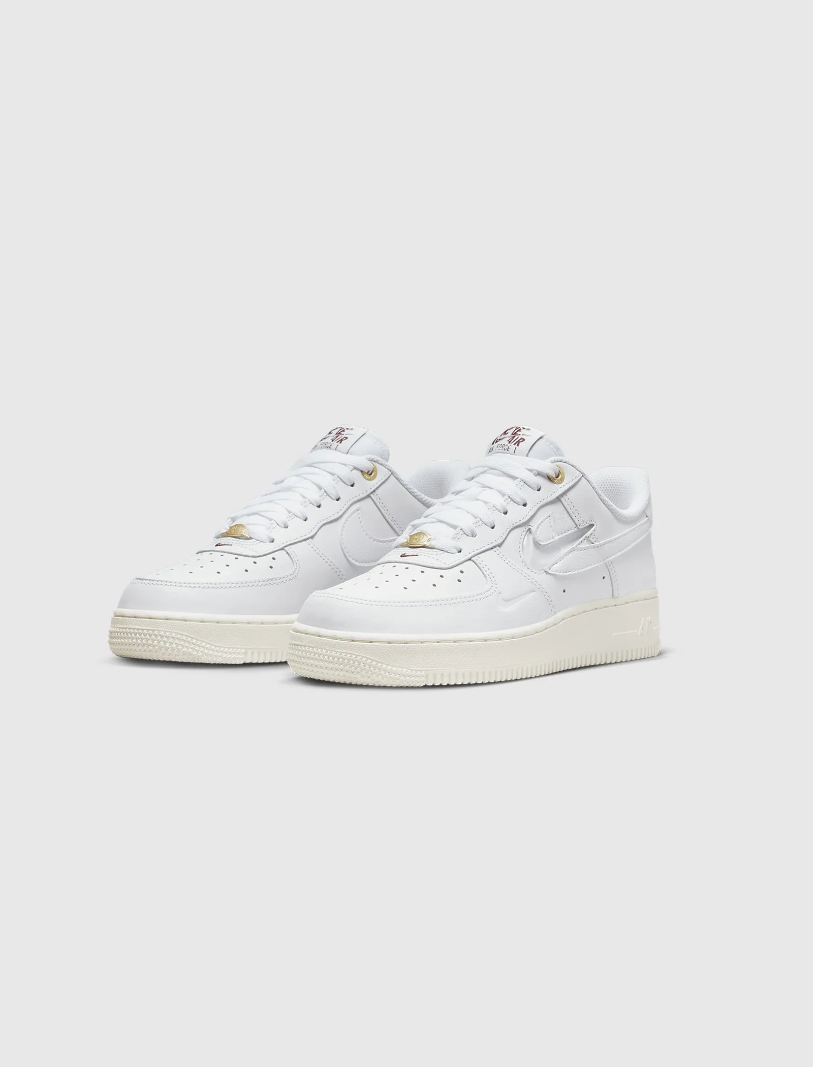 WOMEN'S AIR FORCE 1 '07 PRM LOW JEWEL
