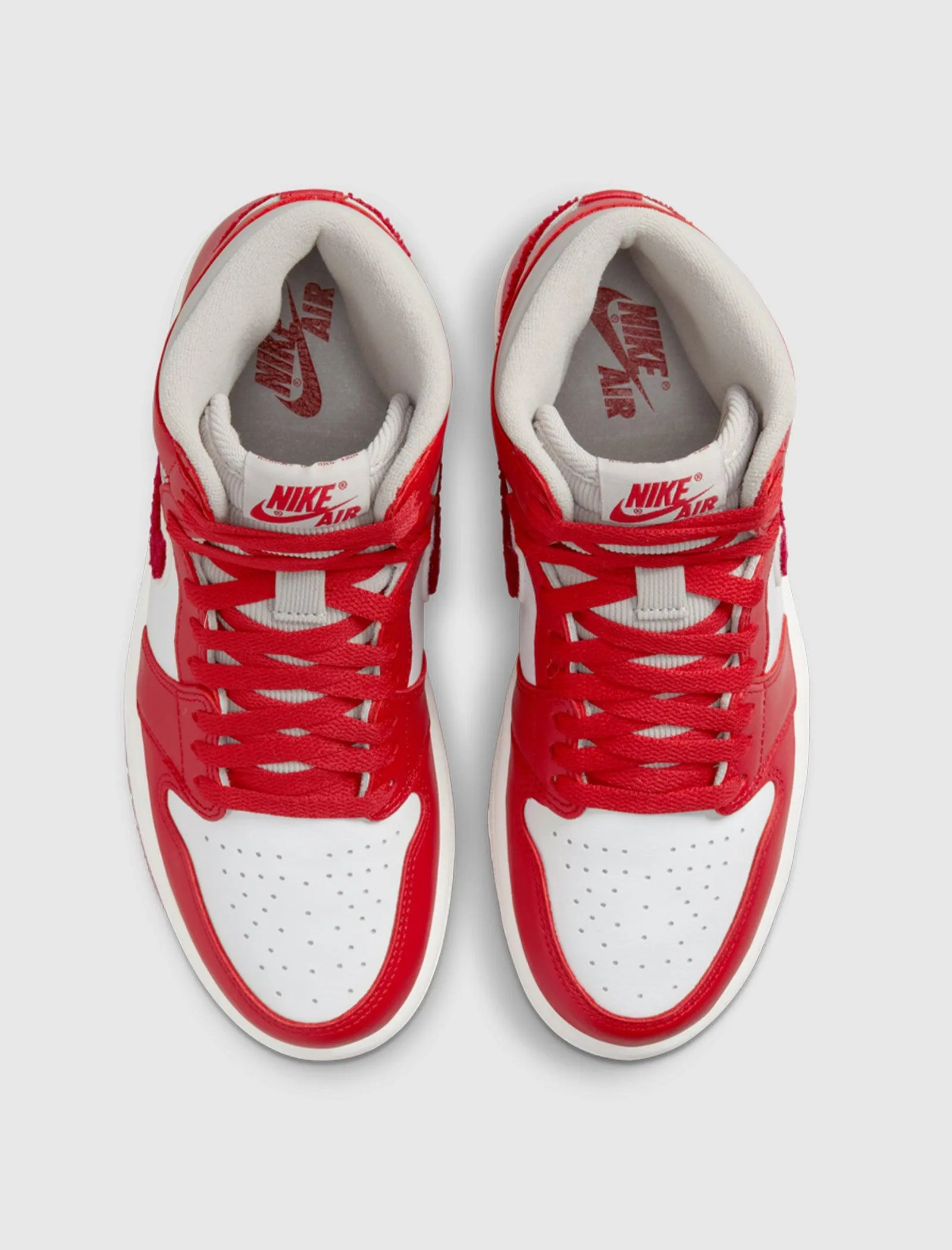WOMENS AIR JORDAN 1 NEWSTALGIA